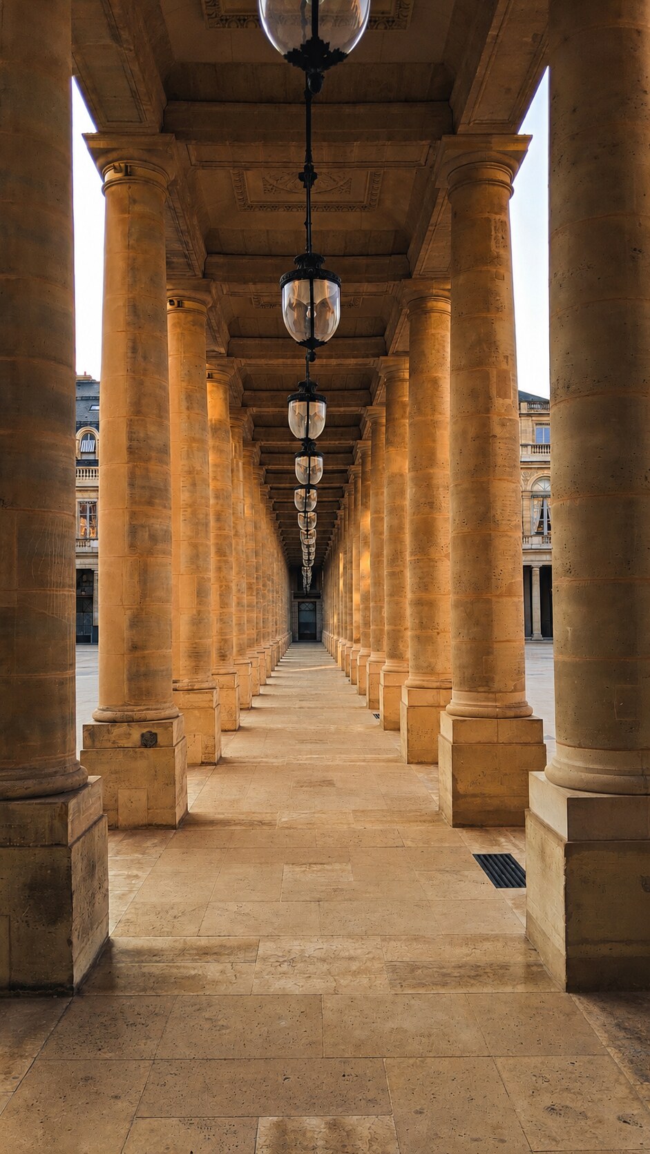 Colonnade du Palais-Royal, Paris